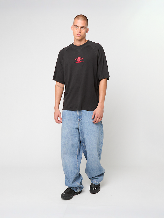 Umbro, Iconic Boxy Tee, black, Image 4 of 4