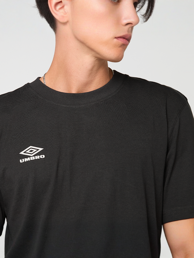 Umbro, INDUSTRY GRAPHIC TEE brilliant white, black, Image 3 of 5
