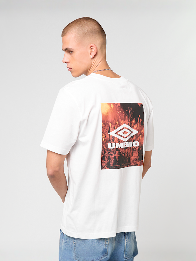 Umbro, INDUSTRY GRAPHIC TEE brilliant white, white, Image 1 of 5