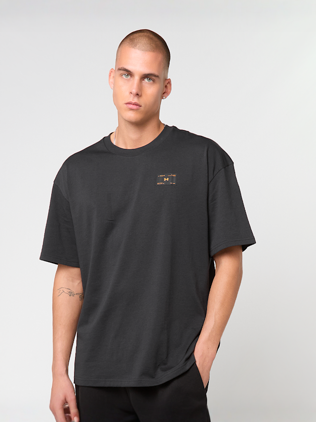 Under Armour, Woven Label Heavyweight Short Sleeve, black, Image 1 of 4