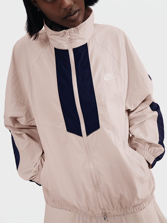 Nike, Sportswear Windrunner Oversized Jacket, red, Image 3 of 5