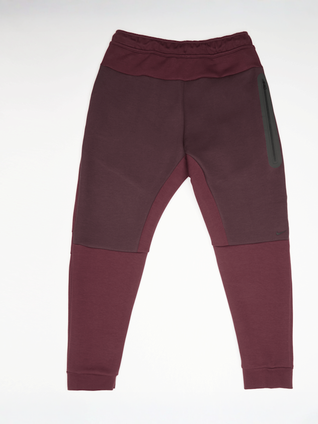 Nike, Sportswear Tech Joggers, red, Image 2 of 5