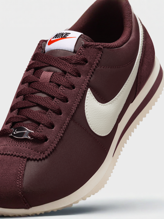Nike  , Cortez Textile, red, Image 7 of 8