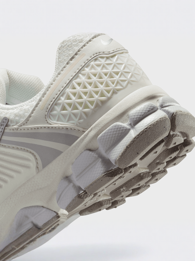 Nike, Vomero 5 (GS), beige, Image 8 of 9
