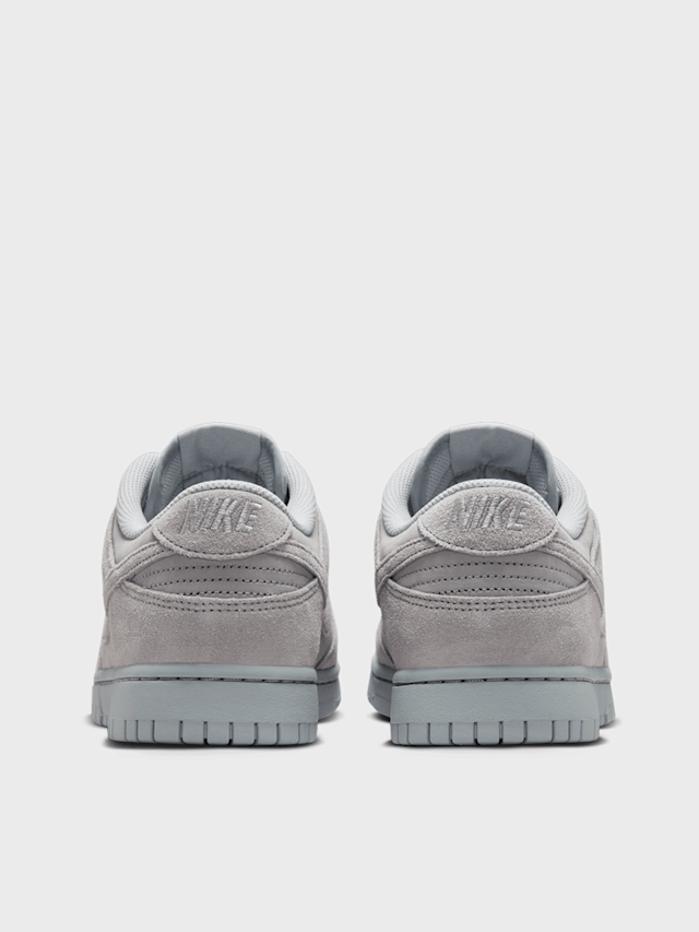 Nike, Dunk Low Retro SE, grey, Image 5 of 9