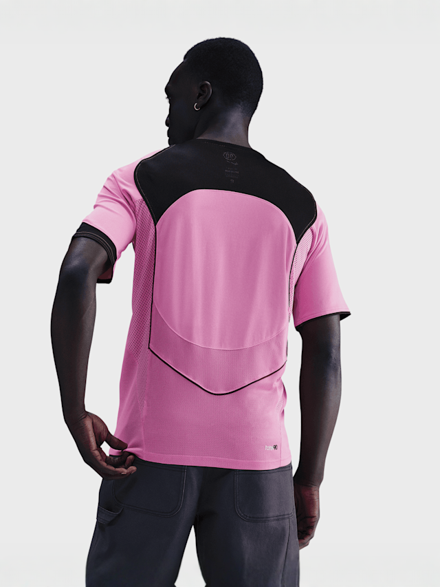 Nike, Total 90 Dri-FIT Short-Sleeve Soccer Top, różowy, Obraz 2 z 5