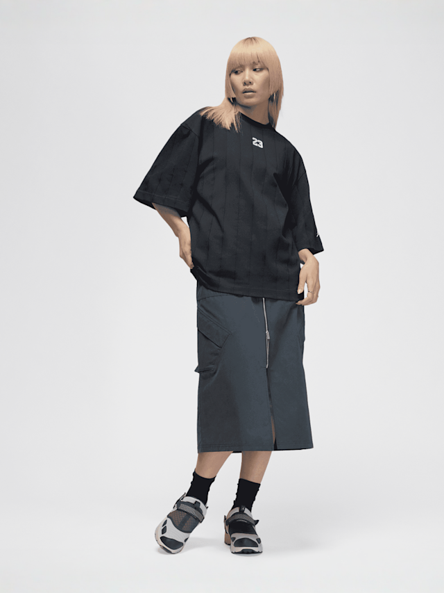 Jordan, Brooklyn Longsleeve Loose Top, black, Image 6 of 6