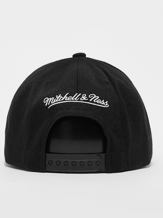 Mitchell & Ness, Rubber Patch Classic Red Own Brand, black, Image 2 of 4