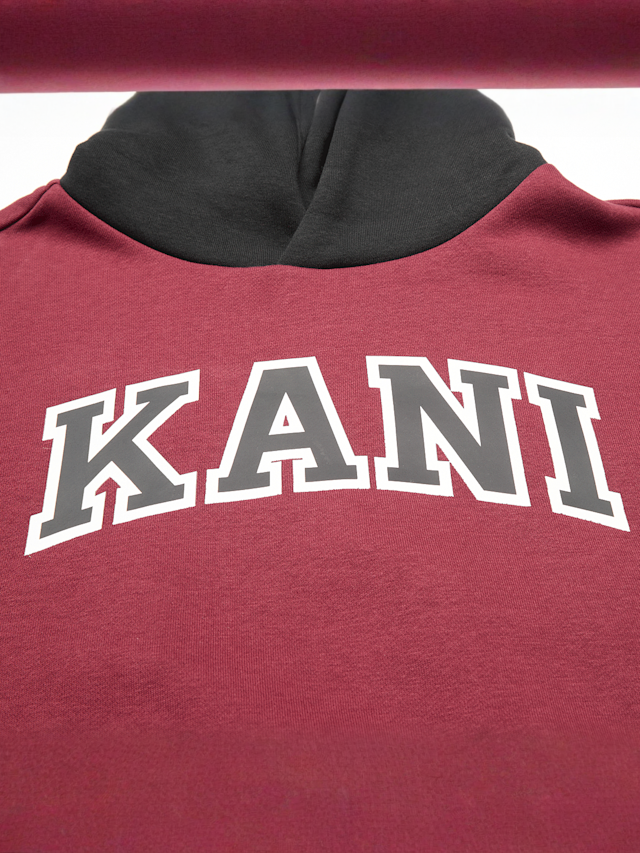 Karl Kani, Serif Hoodie Junior, czerwony, Obraz 3 z 4