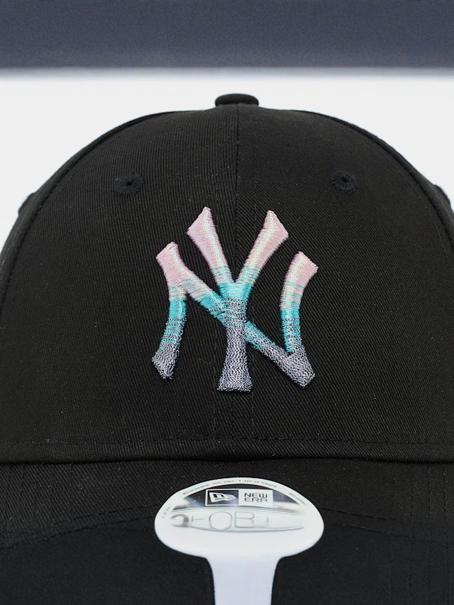New Era, FEMALE 9FORTY Metallic Logo MLB New York Yankees, black, Image 4 of 4