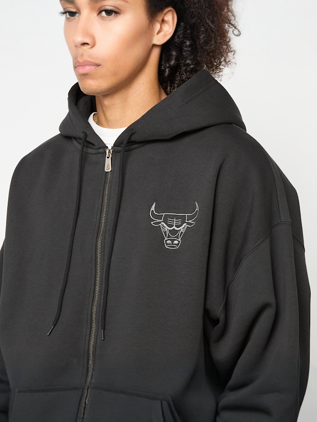 New Era, NBA LINEAR OS ZT HOODIE CHICAGO BULLS BLK, black, Image 3 of 6