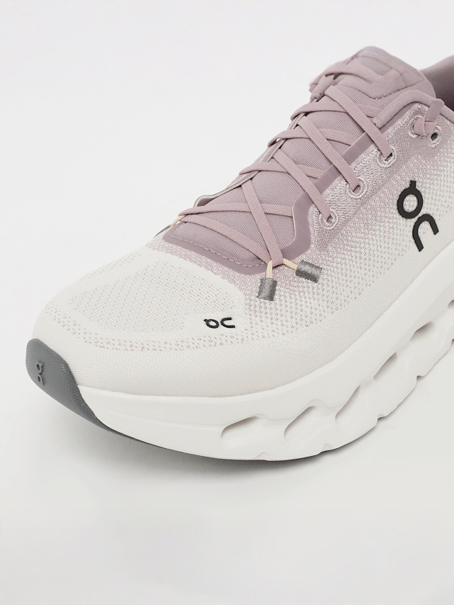 On, Cloudtilt, white, Image 6 of 7