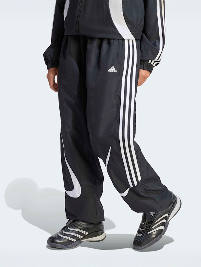 adidas Originals, Teamgeist Loose Trackpants, black, Image 1 of 5