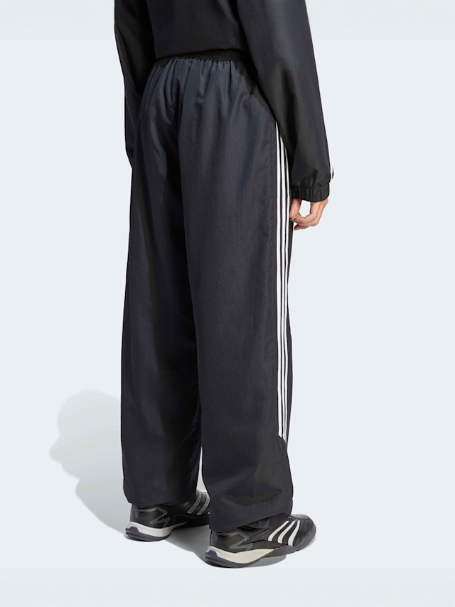 adidas Originals, Teamgeist Loose Trackpants, black, Image 2 of 5