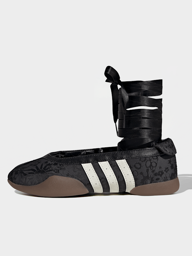 adidas Originals, Taekwondo Mei Ballet, black, Image 1 of 8