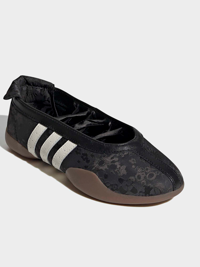 adidas Originals, Taekwondo Mei Ballet W, black, Image 3 of 8