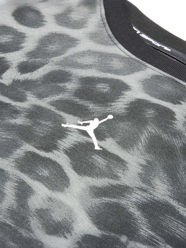 Nike, Perform Sport All Over Print Crew, grey, Image 3 of 3