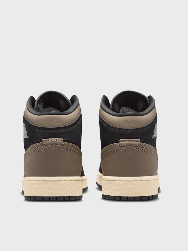 Jordan, Air Jordan 1 Mid SE (GS), black, Image 4 of 9