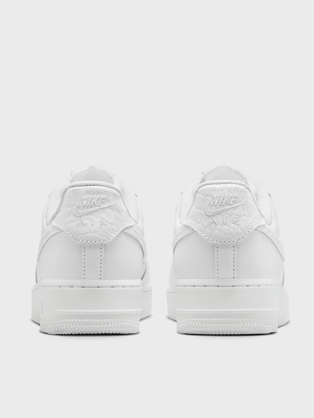Nike, WMNS Air Force 1 '07 SE, white, Image 4 of 8