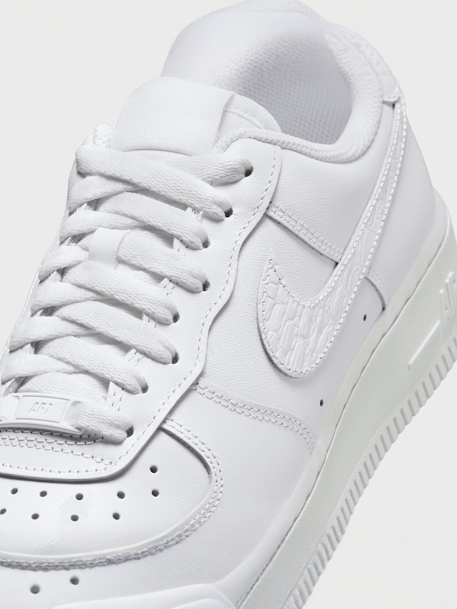 Nike, WMNS Air Force 1 '07 SE, white, Image 7 of 8