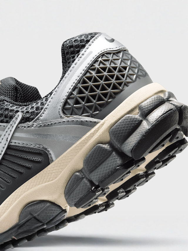 Nike  , Vomero 5 (GS), grey, Image 8 of 9