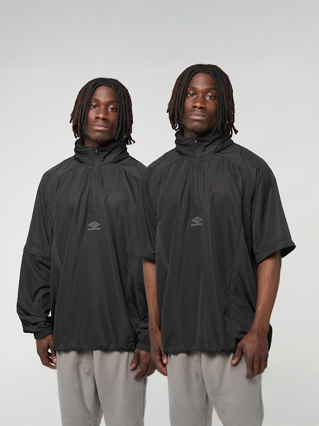 Umbro, Zip Off Sleeve Wind Jacket, black, Image 1 of 7