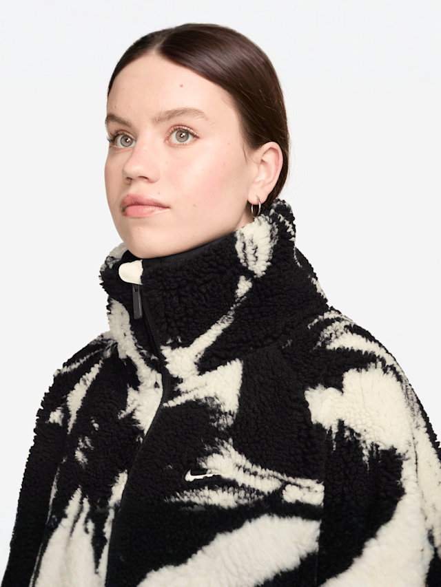 Nike, Sportswear Street All Over Print Sherpa, black, Image 3 of 3