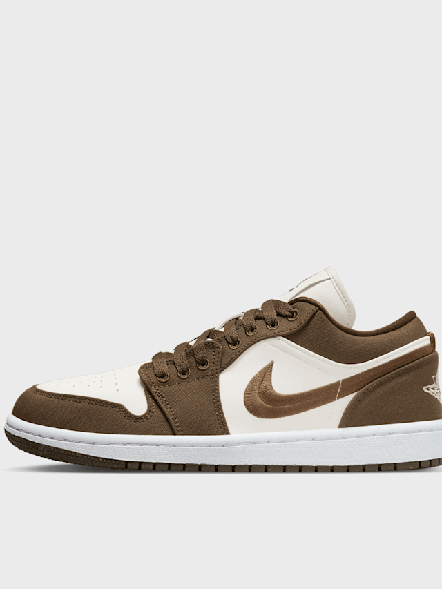 Jordan, Air Jordan 1 Low SE, white, Image 1 of 8