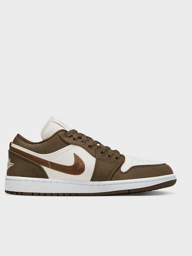 Jordan, Air Jordan 1 Low SE, white, Image 2 of 8