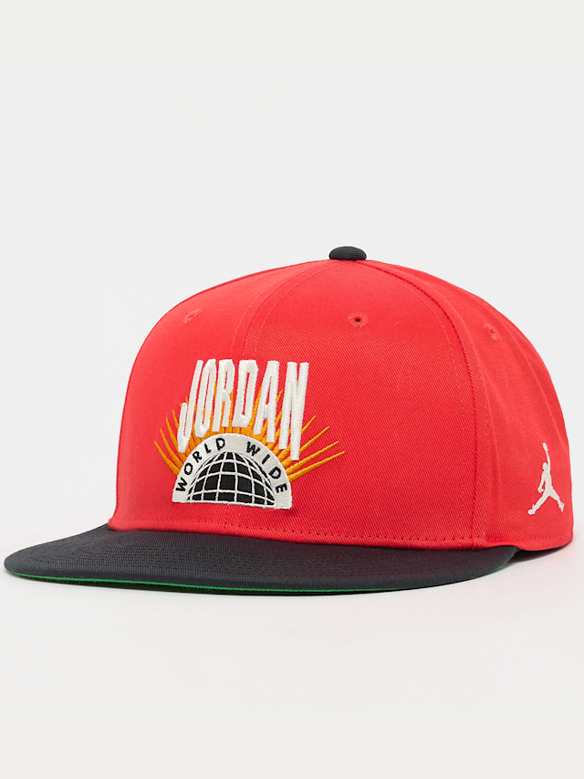 Jordan, Pro Cap FB DC Essential 6 Panel, red, Image 1 of 4