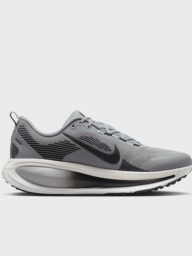 Nike, Vomero 18, grey, Image 2 of 8
