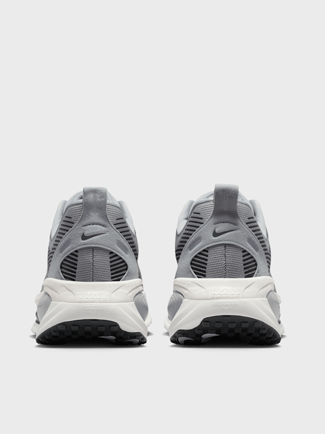 Nike, Vomero 18, grey, Image 4 of 8