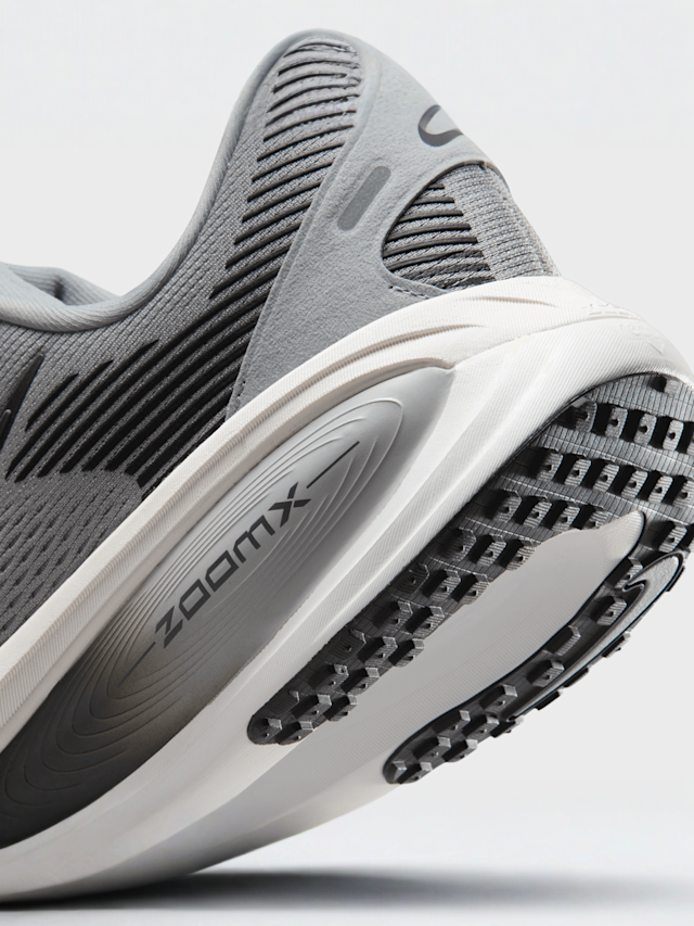 Nike, Vomero 18, grey, Image 8 of 8