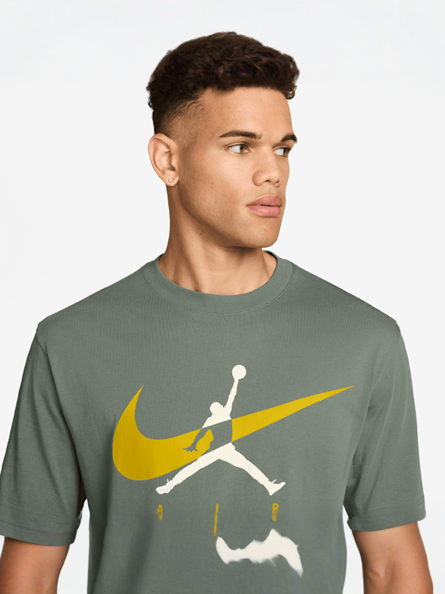Jordan, Brooklyn Jumpman Graphic Shortsleeve Crew, green, Image 3 of 3