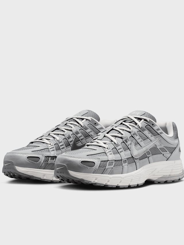 Nike, P-6000 metallic silver/metallic silver/black, grey, Image 3 of 8