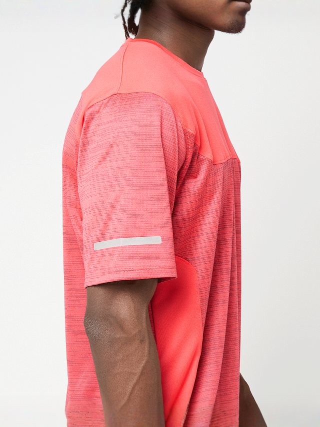 Under Armour, Tech Utility Shortsleeve, rood, Afbeelding 4 van 7