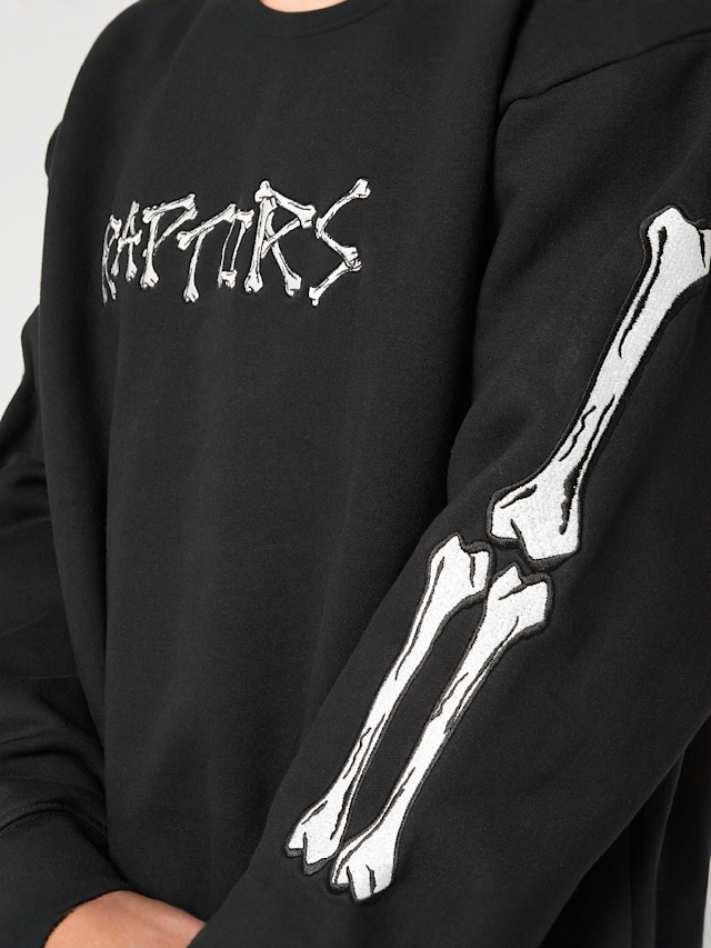 Mitchell & Ness, NBA Toronto Raptors Bone Words Boxy Crewneck, black, Image 3 of 4