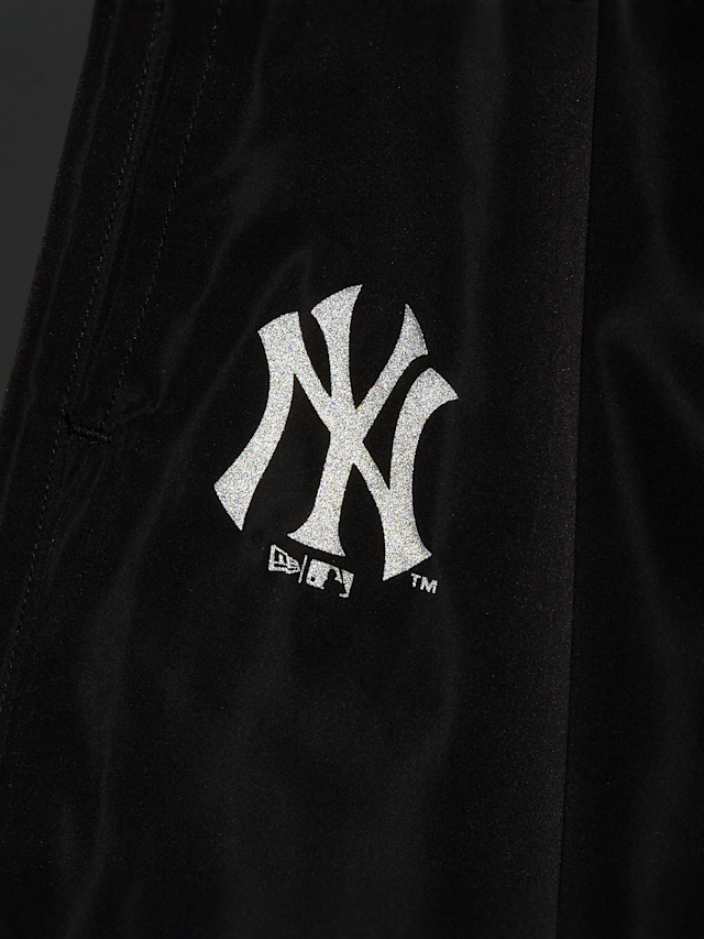 New Era, MLB Core Plus Woven Jogger New York Yankees, black, Image 7 of 8