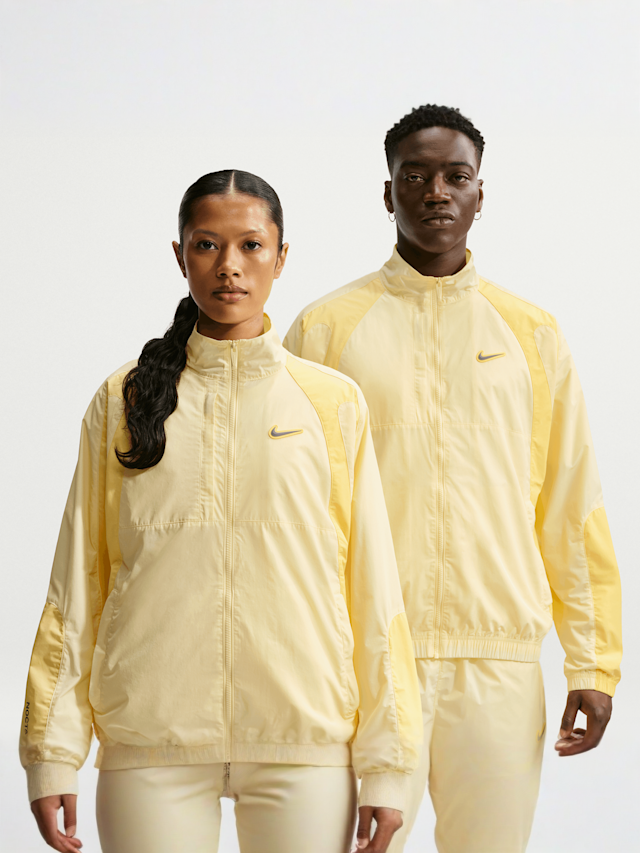 Nike Nocta, M NRG NOCTA CS TRK JKT WVN1 cargo khaki/khaki/smoke grey, yellow, Image 1 of 7