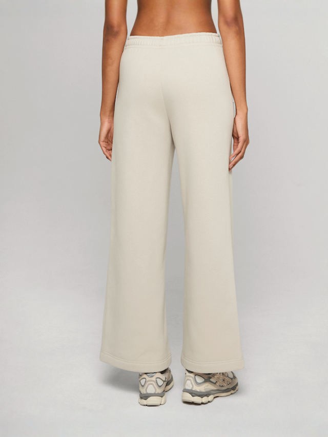 Urban Classics, Ladies Fluffy Wideleg Trackpants, beige, Image 2 of 3