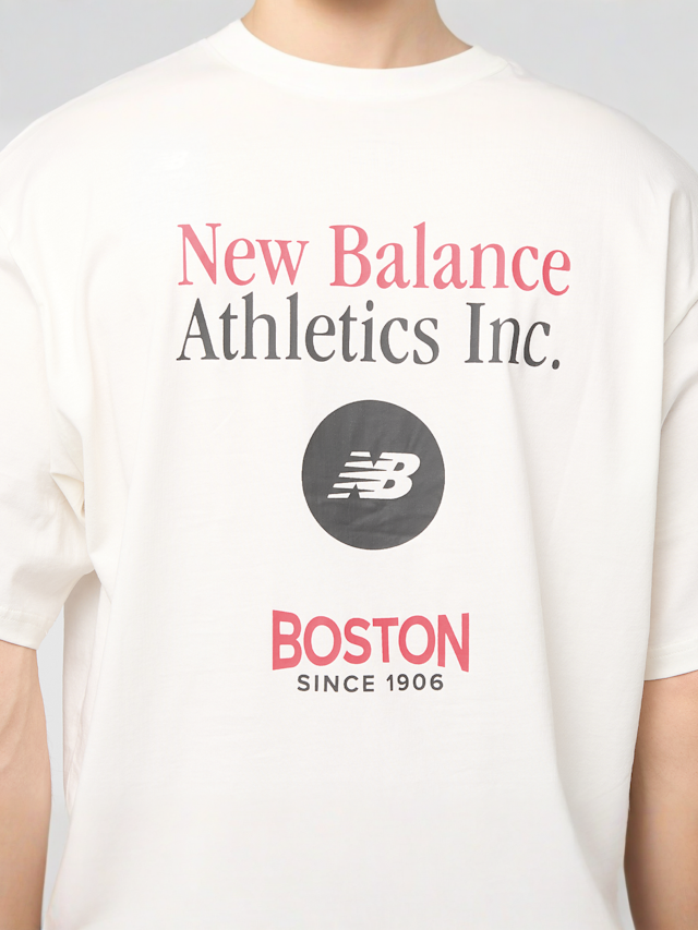 New Balance, TEE-SHIRT graphite sombre/black, beige, Image 4 of 5