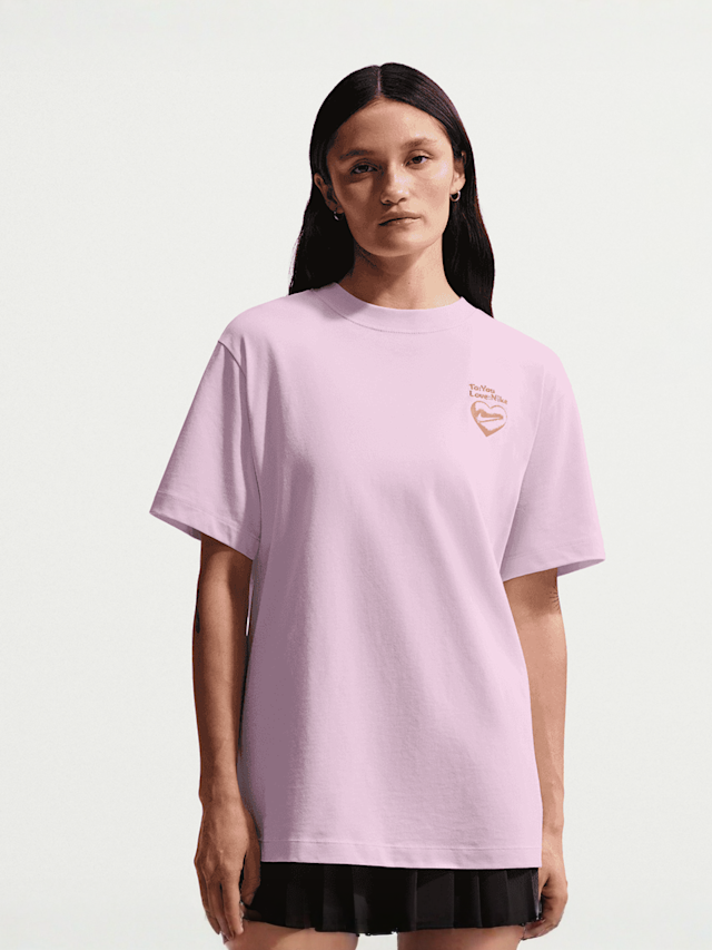 Nike  , Sportswear Valentines Boxy Oversize Tee, light pink, Image 1 of 5