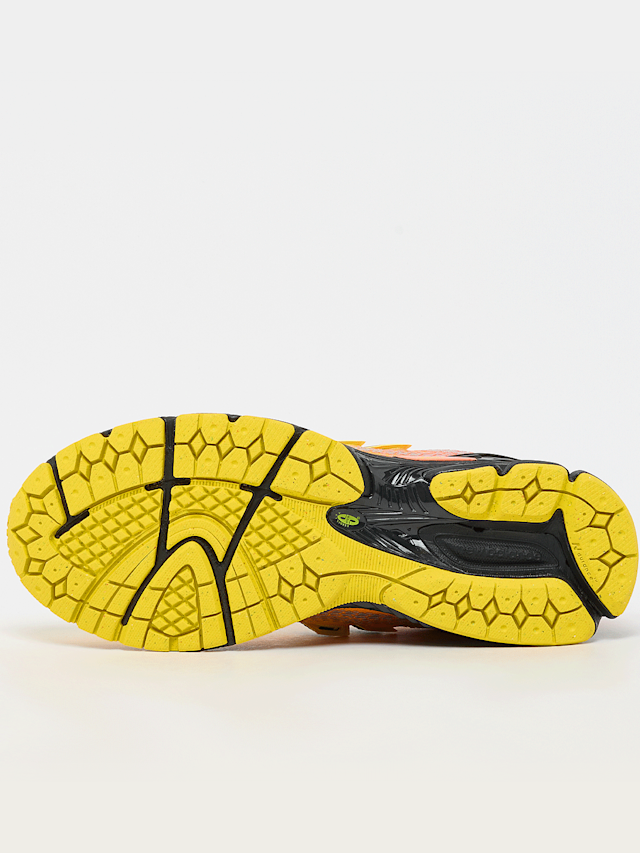 New Balance, 1906 slate grey, yellow, Image 4 of 7