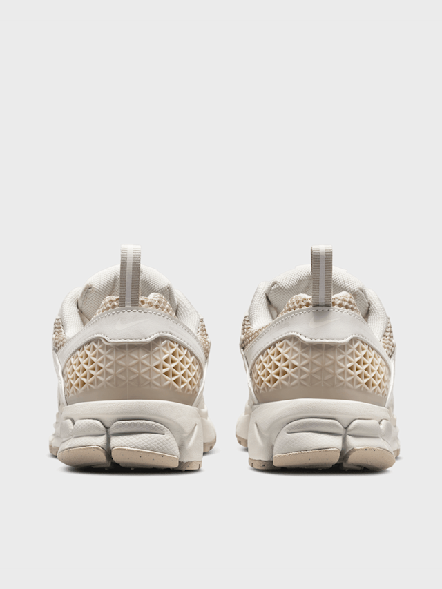 Nike  , Vomero 5 (GS), beige, Image 4 of 9