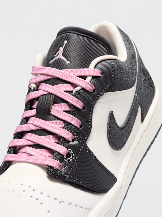 Jordan, Air Jordan 1 Low SE, black, Image 7 of 8
