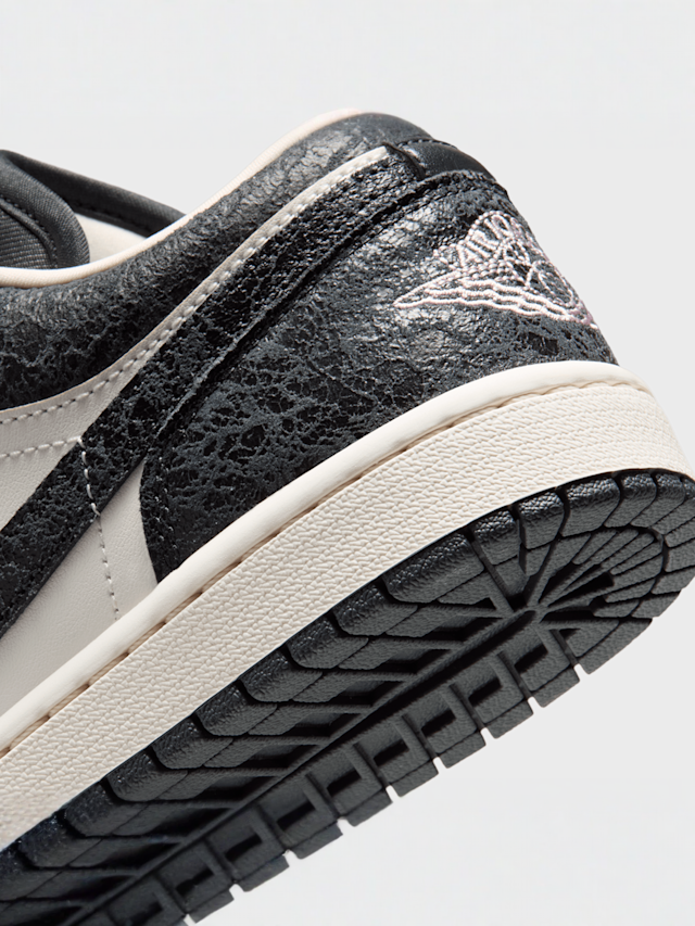 Jordan, Air Jordan 1 Low SE, black, Image 8 of 8