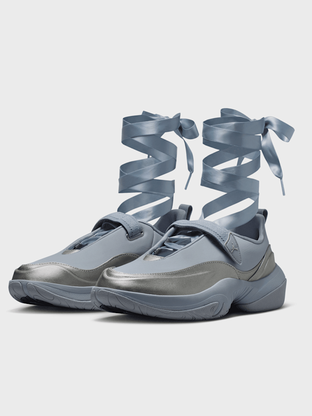 Nike  , Pointe, grey, Image 3 of 9