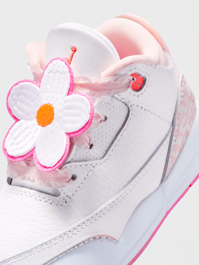 Jordan, Air Jordan 3 Retro "Spring Flowers" Toddlers, white, Image 7 of 9