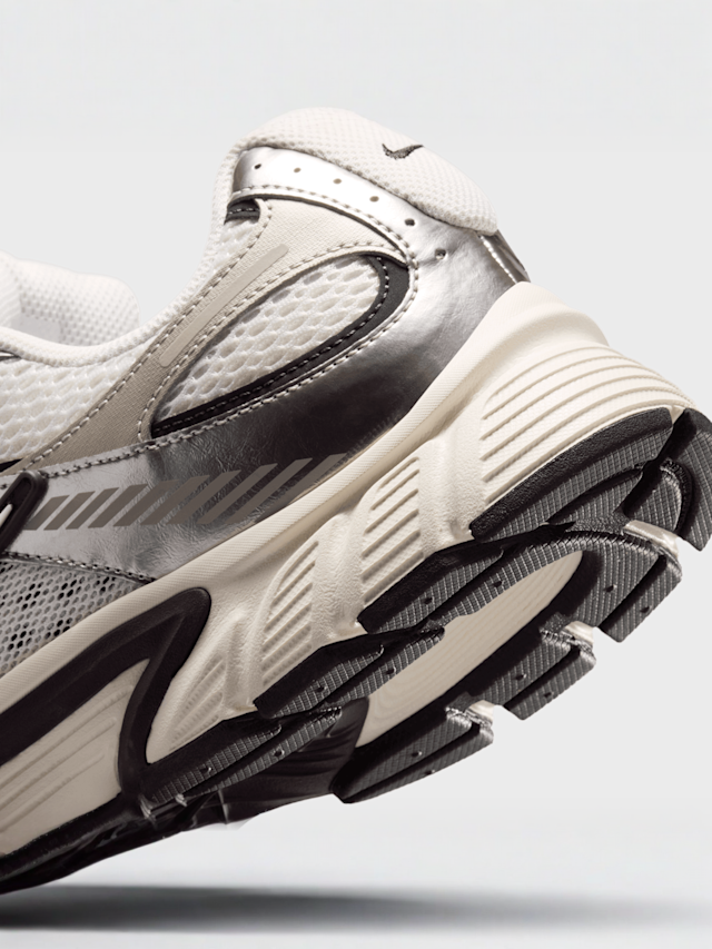 Nike  , V5 RNR, beige, Image 8 of 8