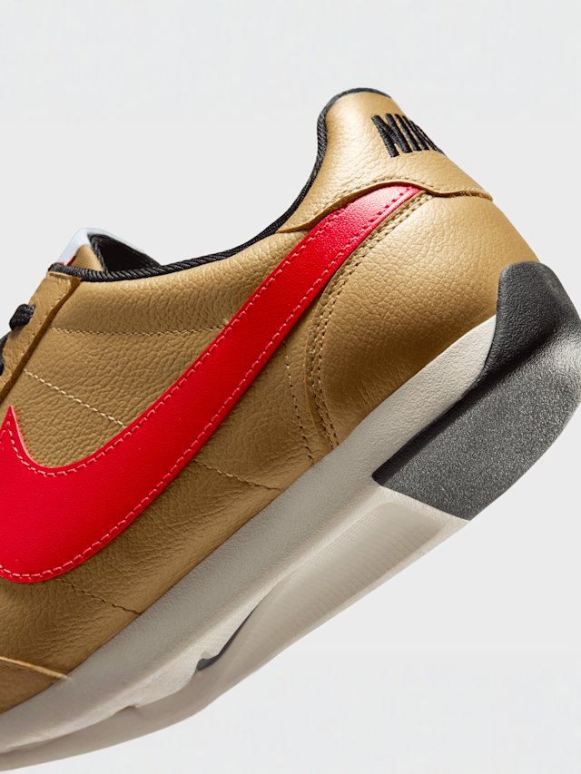 Nike  , Sprint Sister, gold, Image 8 of 8